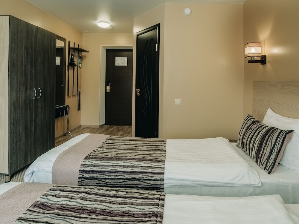 Standard Double or Twin Room photo 3
