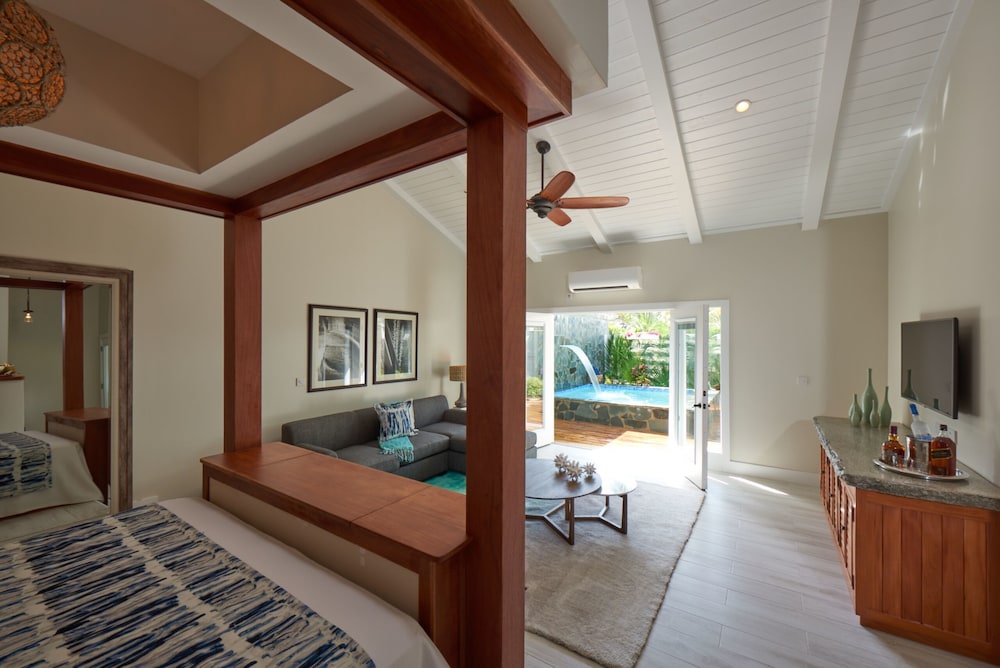 Grande Plunge Pool Butler Suite