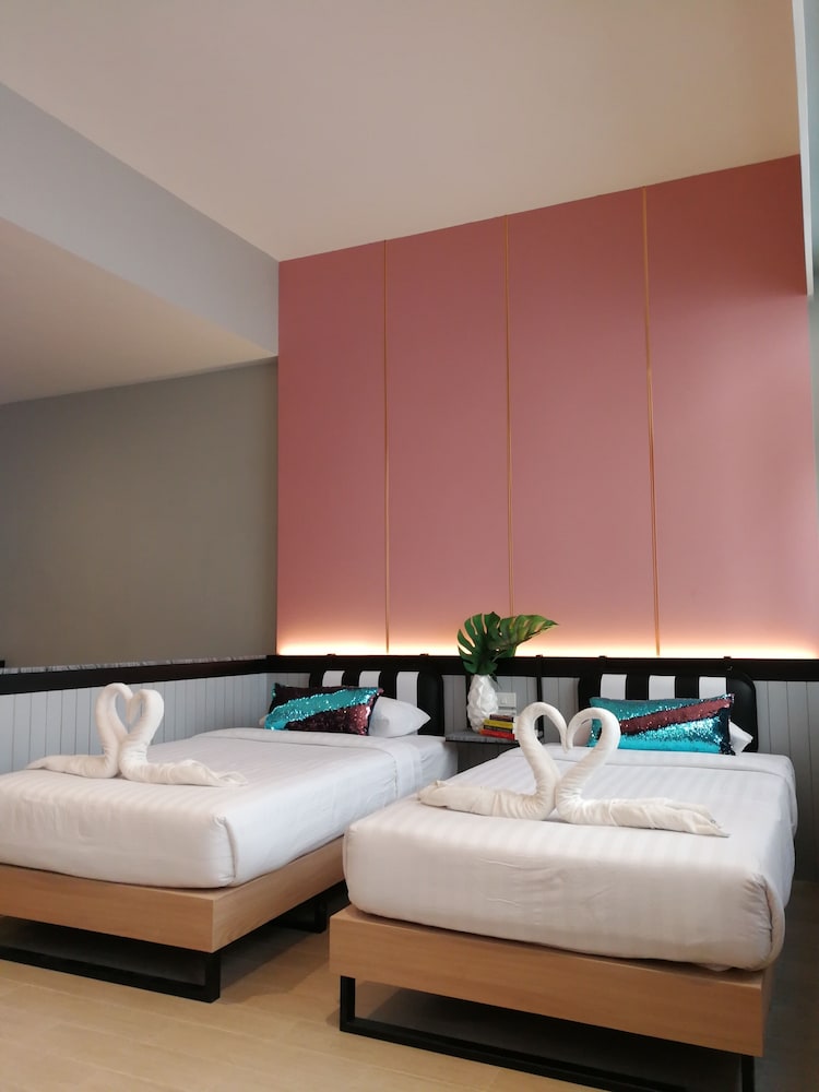 Deluxe Triple Room photo 2