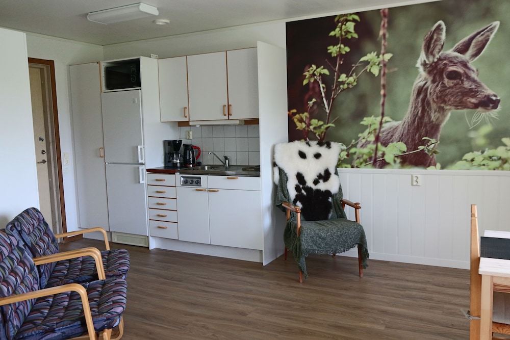 Design Apartment, 2 Twin Beds, Non Smoking, Lake View