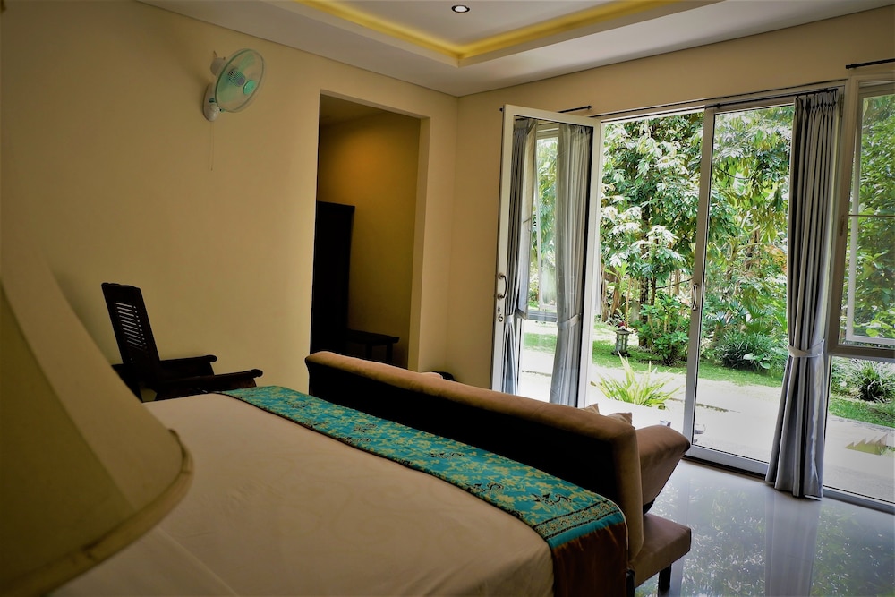 Deluxe Double Room, River View photo 2