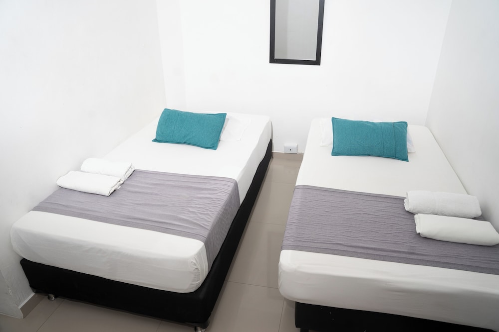 Standard Twin Room photo 3