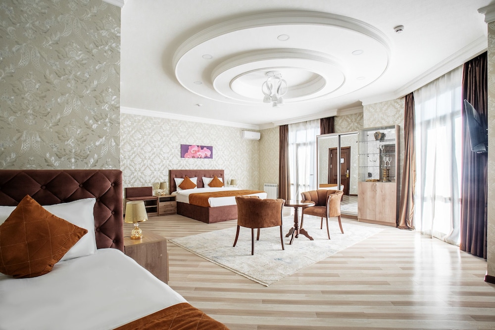 Luxury Room