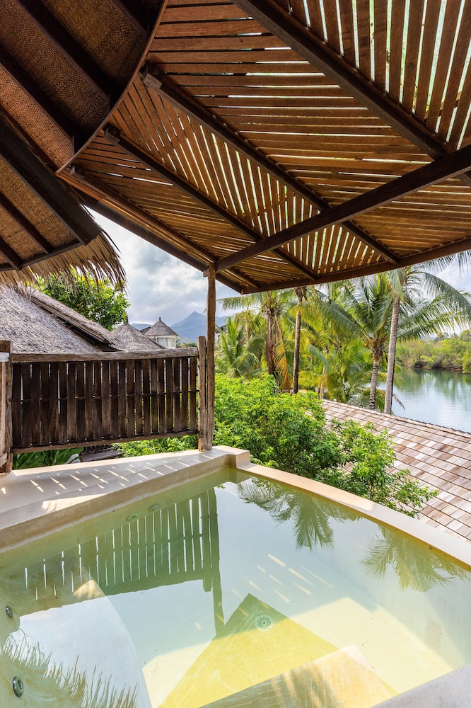 Vintage River Villa with Plunge Pool - Photo 7