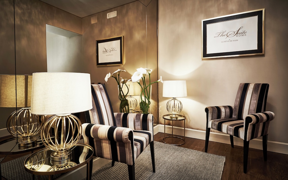 Executive Double Room, Kitchenette - Photo 3