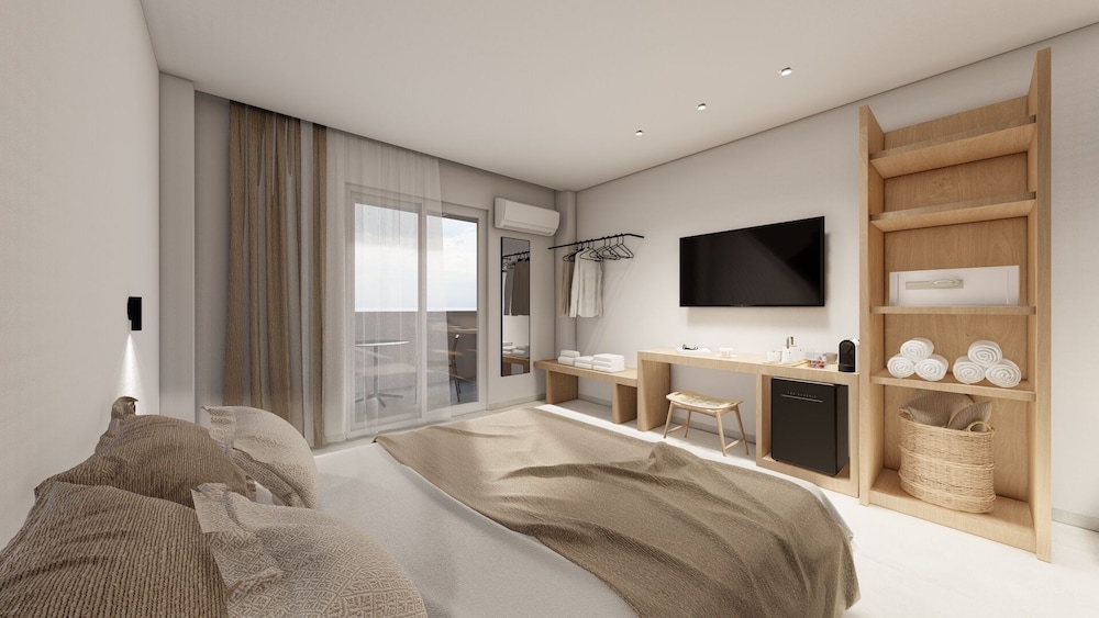 Deluxe Double or Twin Room, City View