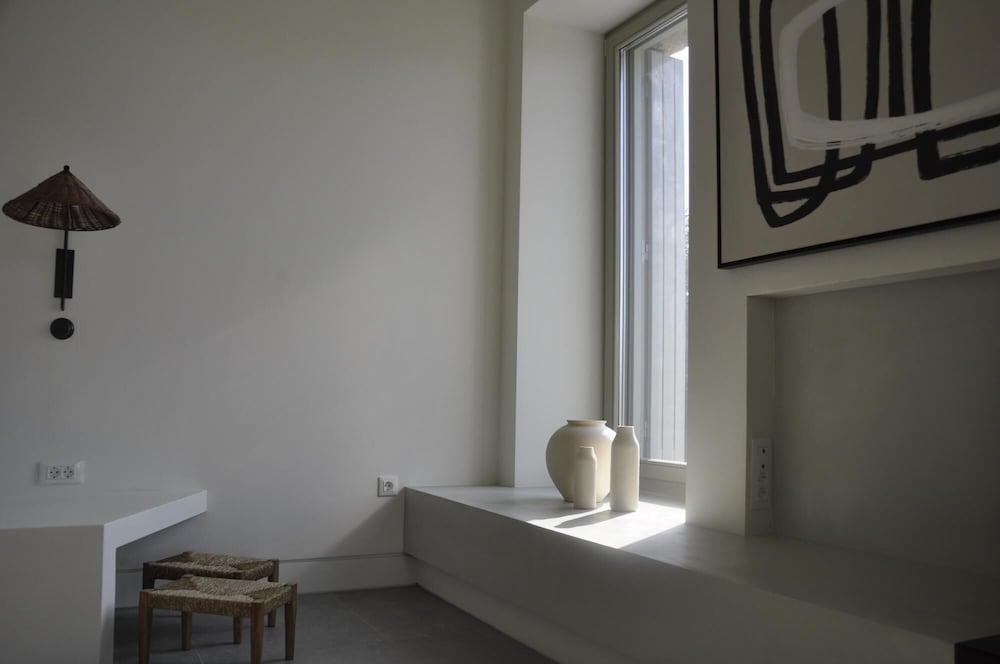 Villa, Smoking photo 2