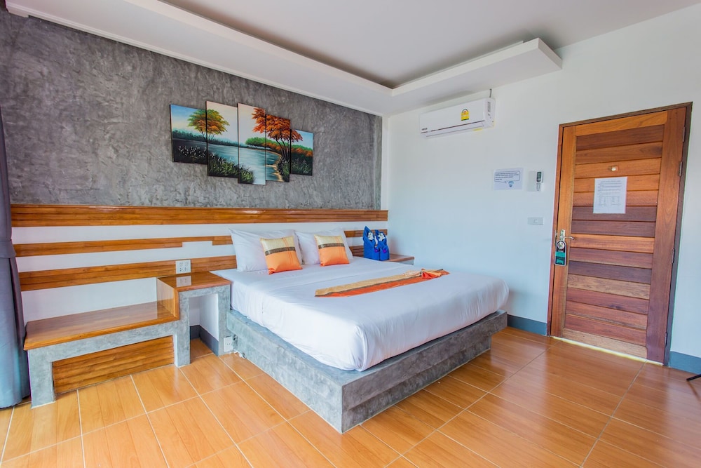 Standard Double Room, Pool View photo 3