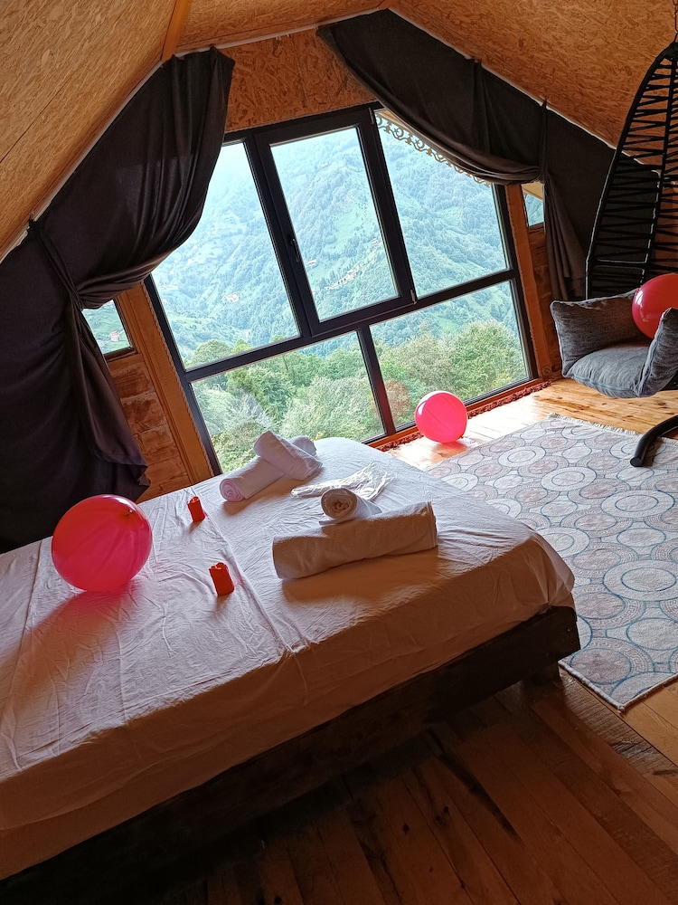 Standard Chalet photo 1