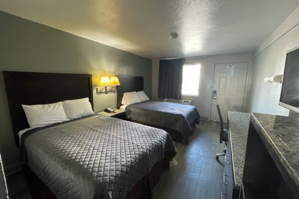 Basic Double Room