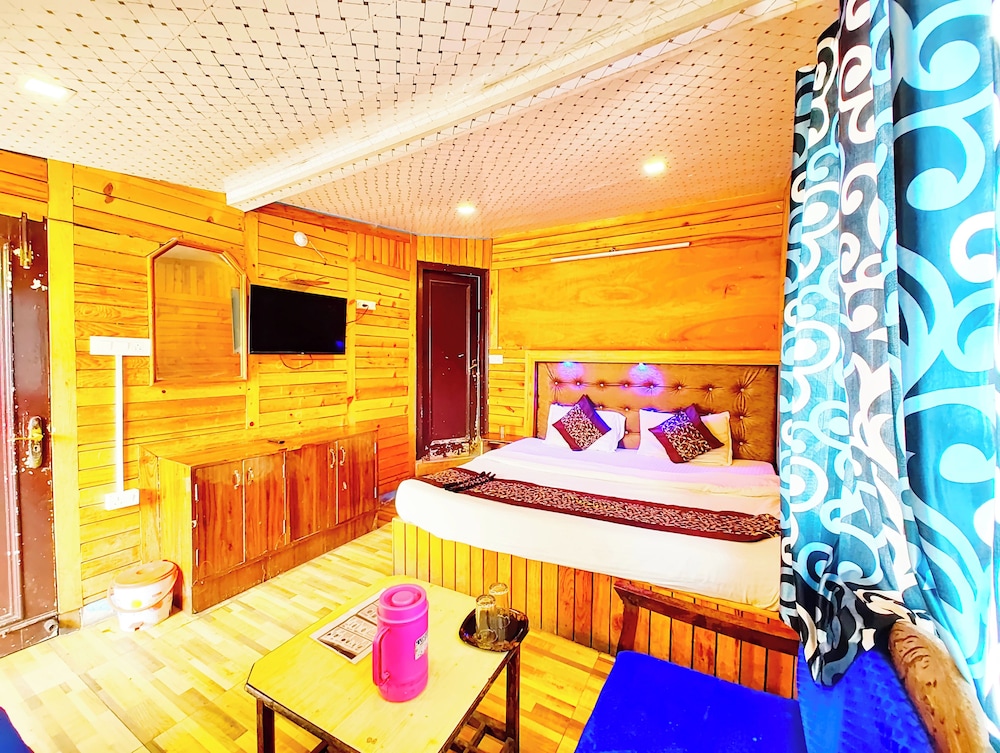 Deluxe Double Room, Multiple Beds, Lake View photo 1