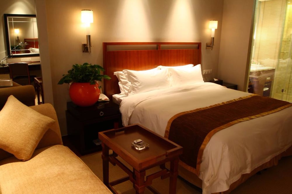 Economy Double Room, No Windows photo 1