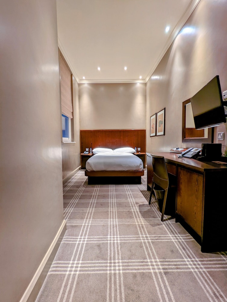 Standard Room photo 3