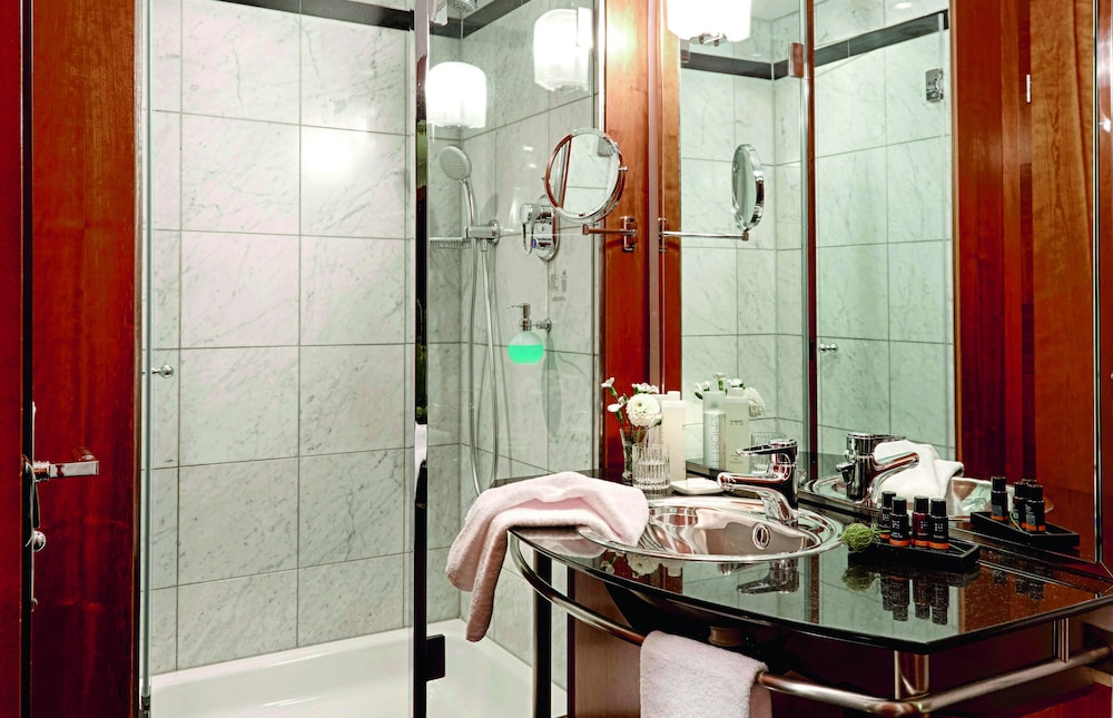 Standard Single Room - Photo 5