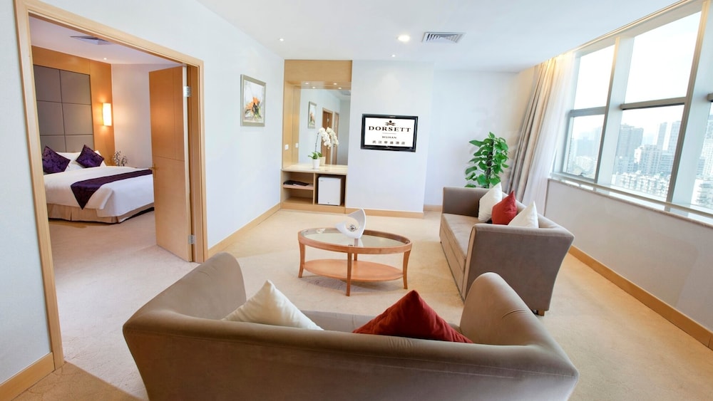 Suite photo 1