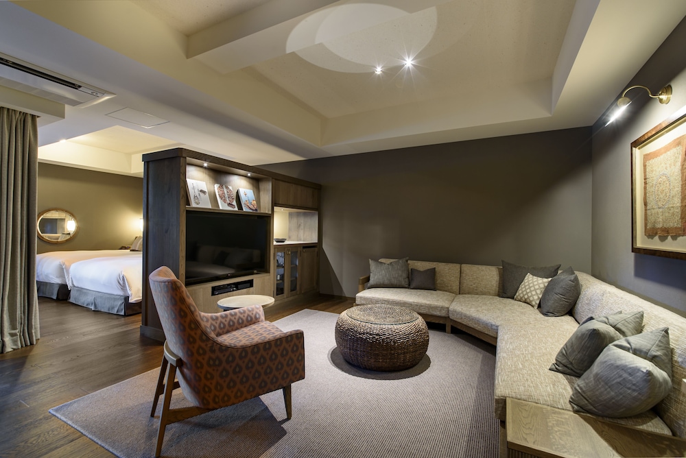 Superior Suite