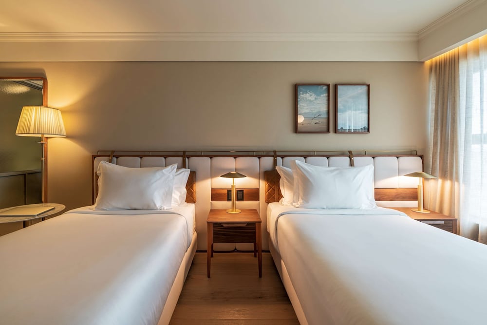 Deluxe Room, 2 Twin Beds, Sea View - Photo 6