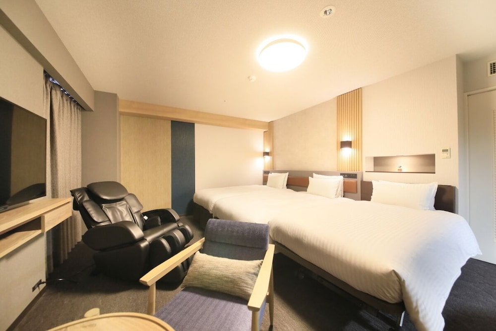 Triple Room, 3 Bedrooms, Smoking photo 2