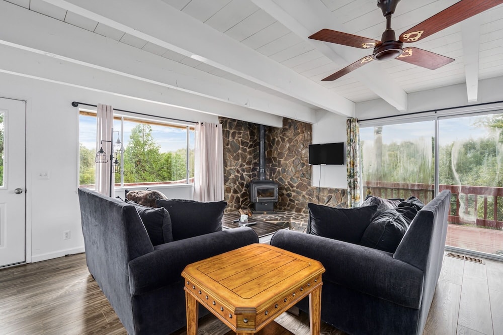 House, 2 Bedrooms