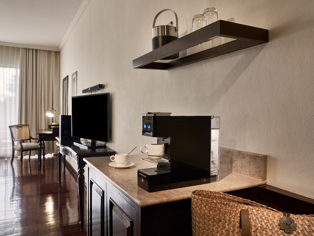 Superior Room, Club Millésime Access, 1 King Bed, Private Balcony
