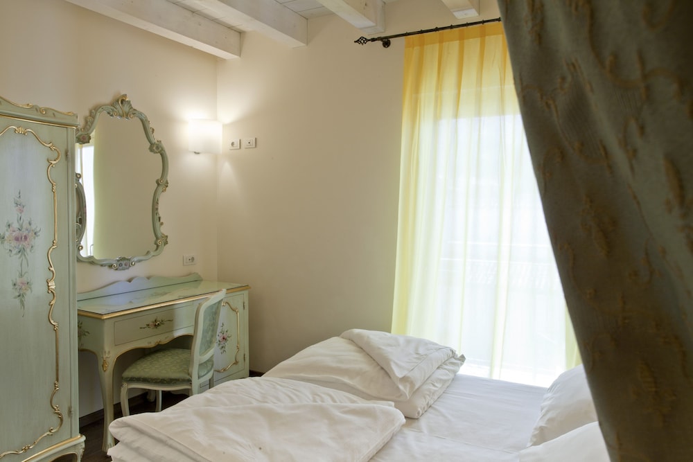 Suite photo 1