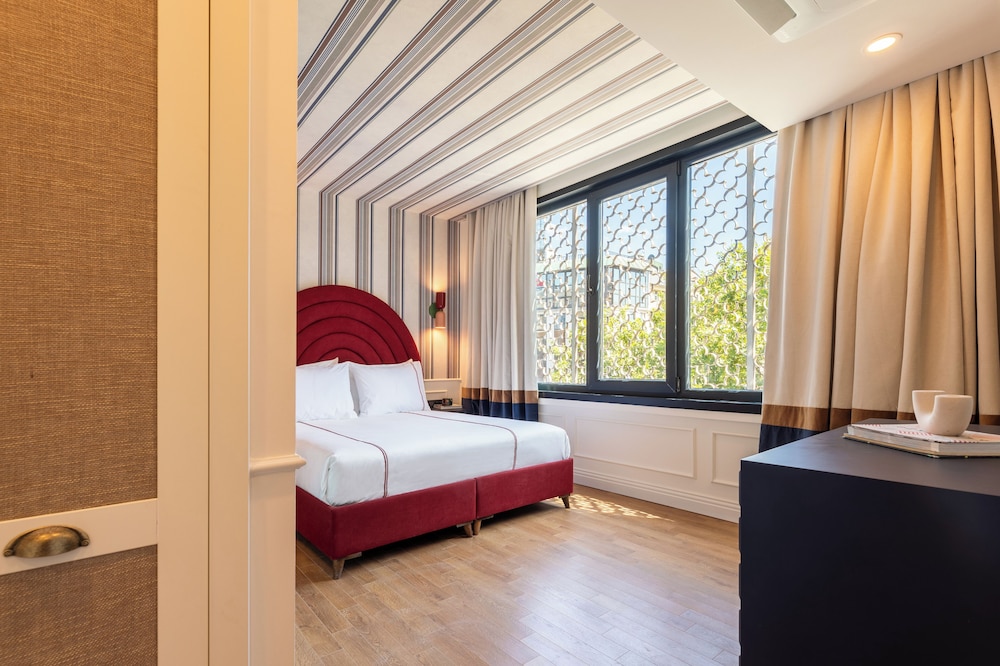 Corner Sea View Room photo 3