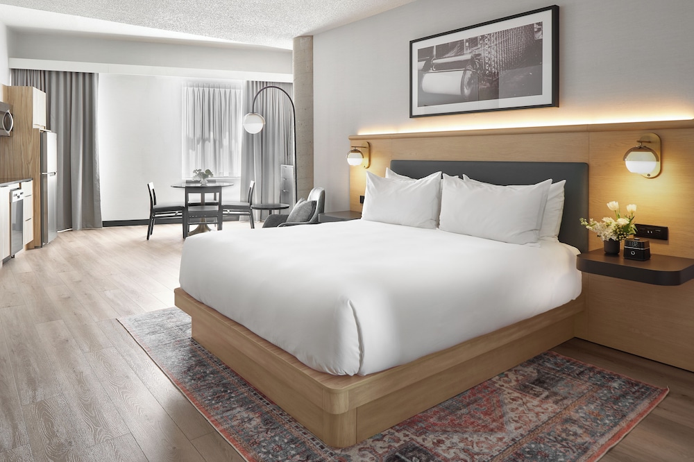 Standard Room, 1 King Bed, Kitchenette photo 1