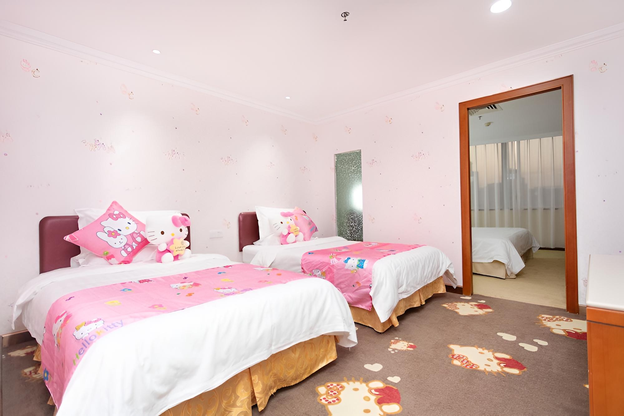 Family Suite photo 2