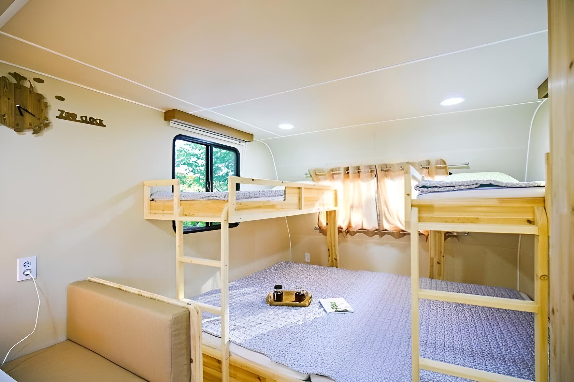 Room (Kiam Rock (Caravan)) photo 3