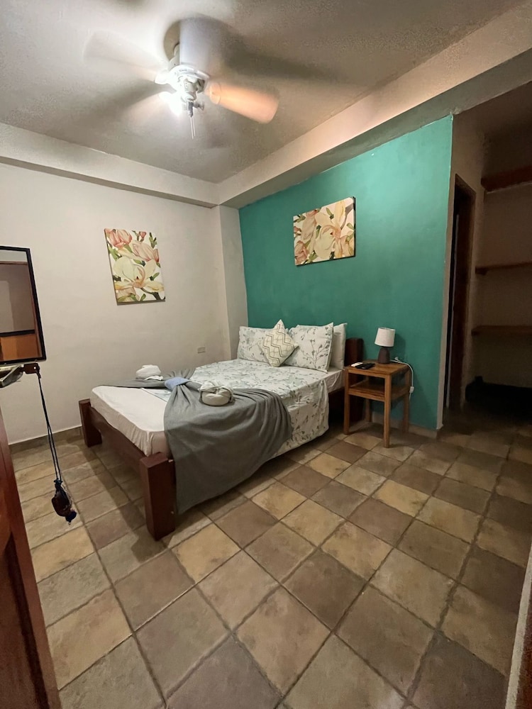 Basic Double Room photo 2