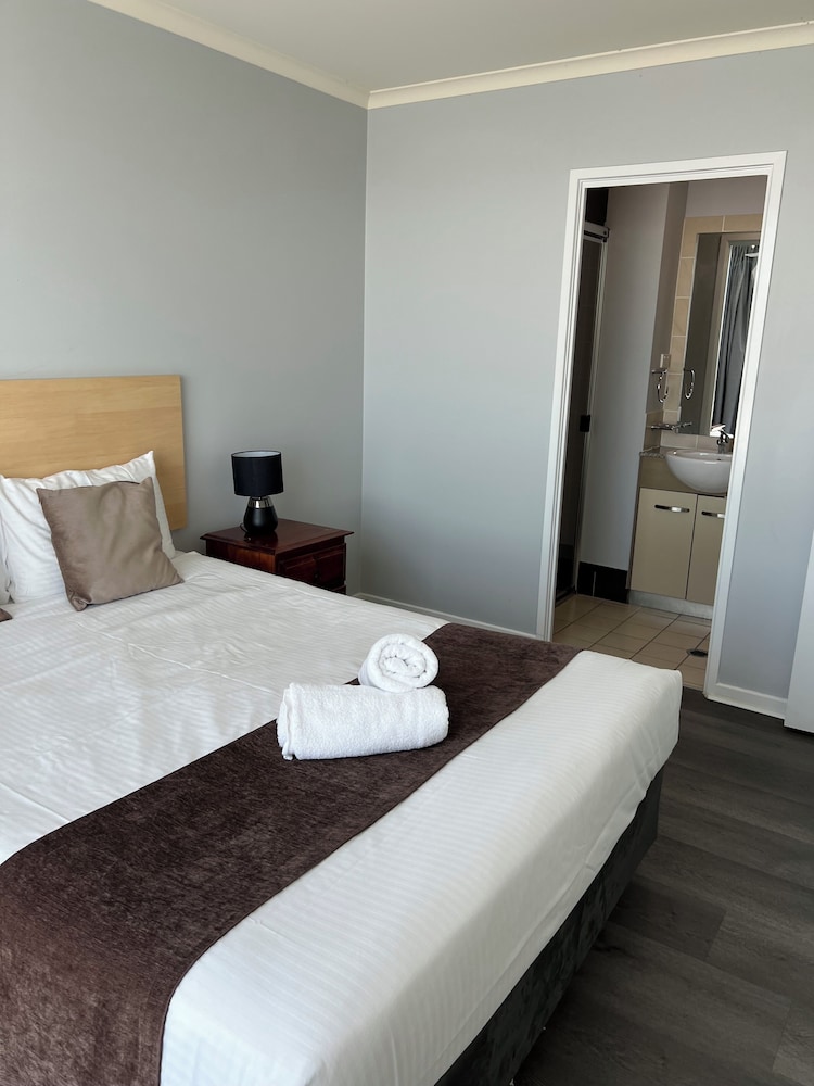 Two Bedroom #1091