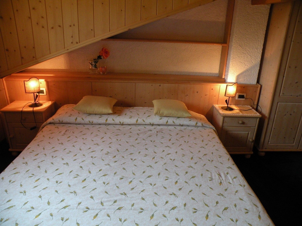Quadruple Room - Photo 2