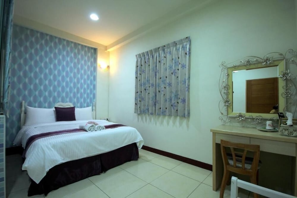 Double Room - Photo 4