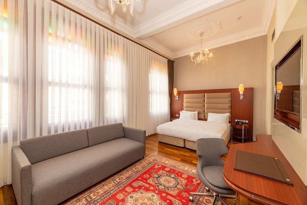 Junior Studio Suite, 1 Double Bed photo 2