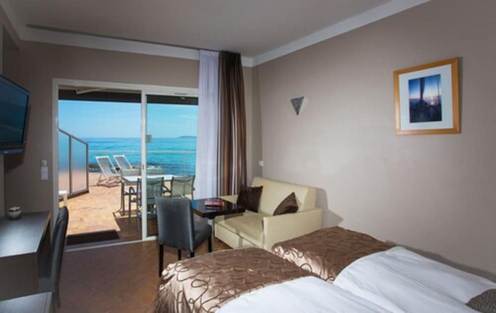 Junior Suite, Terrace, Sea View photo 3