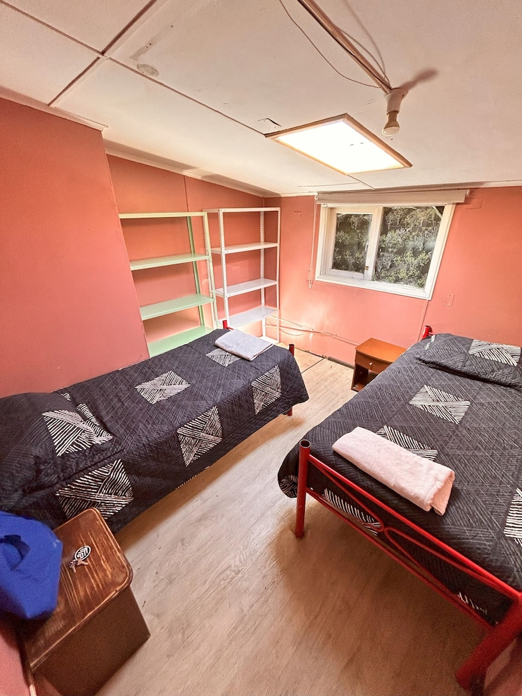 Basic Twin Room photo 1