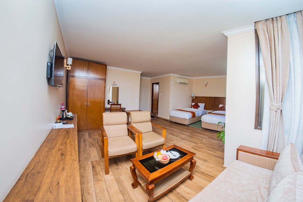 Standard Suite, Lake View - Photo 41