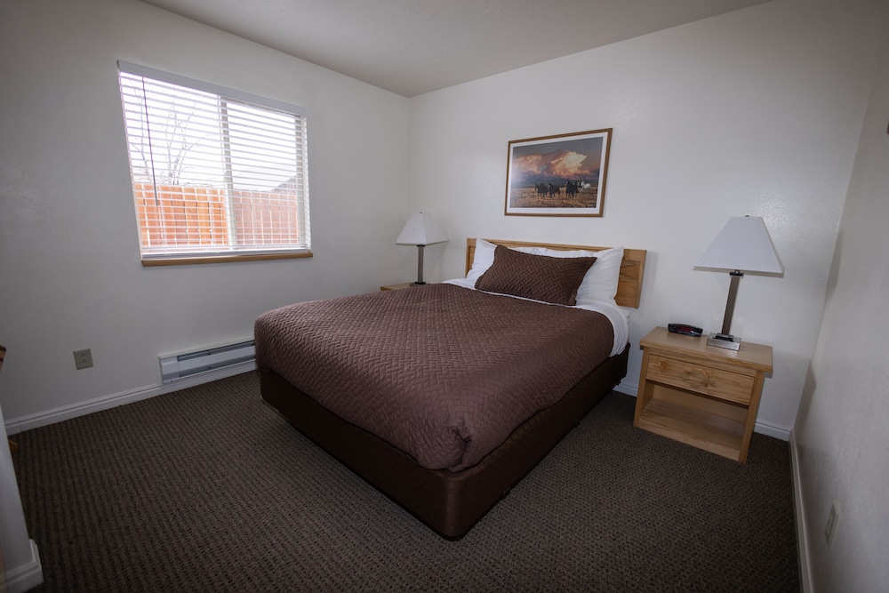 Cabin, 2 Bedrooms photo 2