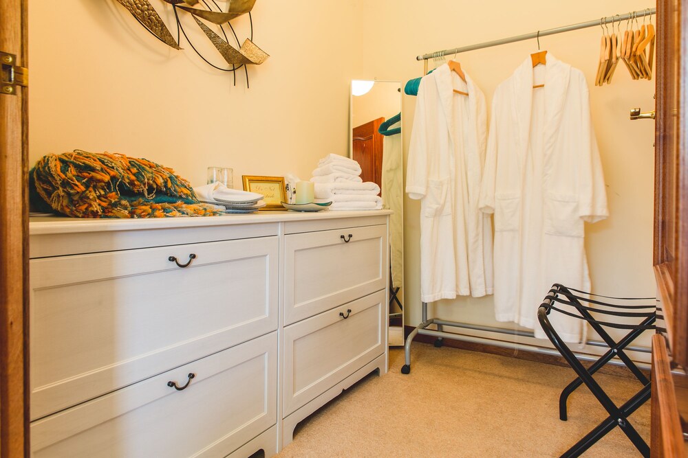 Deluxe Double Room, Hill View photo 3