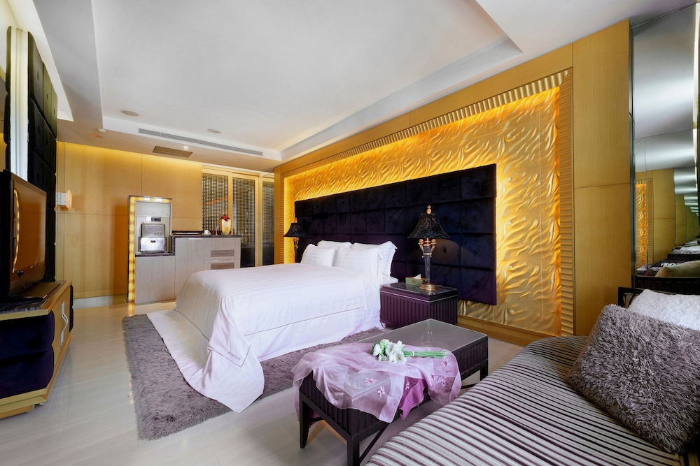Basic Double Room photo 2