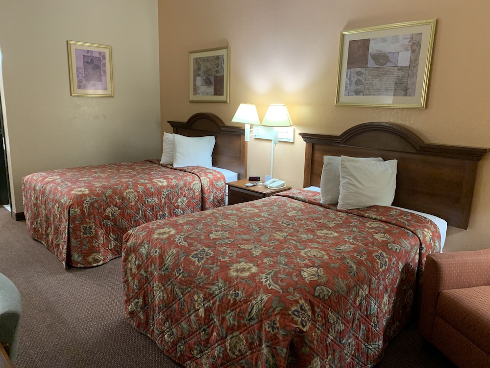 Standard Room, 2 Double Beds, Smoking photo 1