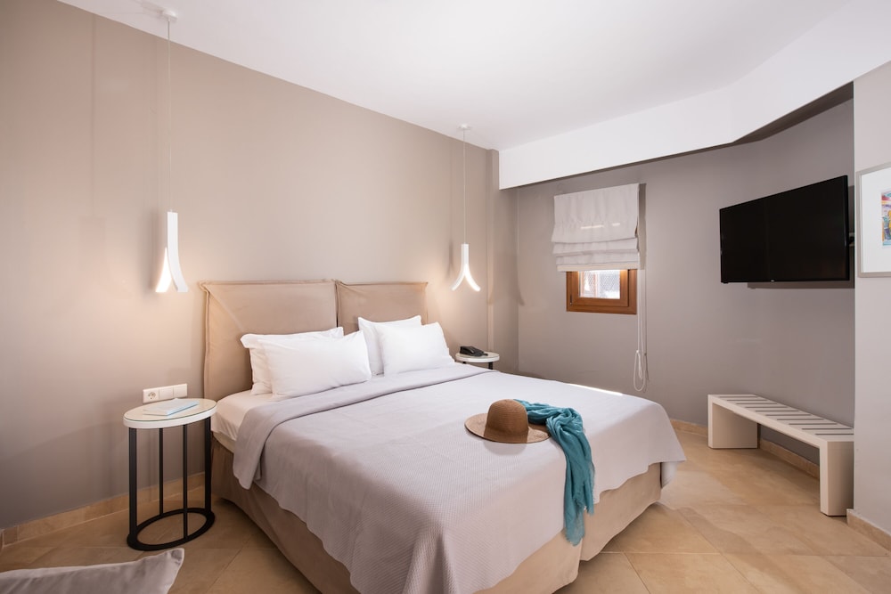 Double Room, Beachfront (AEGEAN SUNSET) photo 2