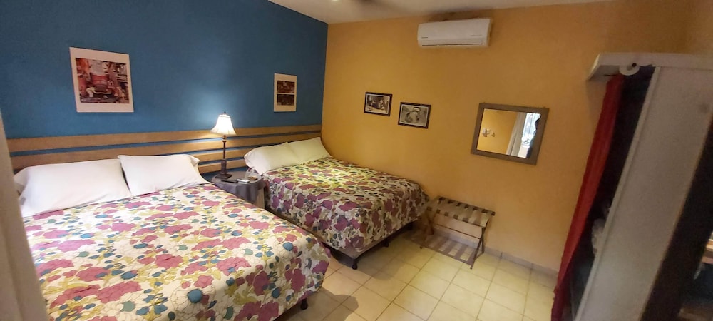 Superior Room, 2 Double Beds photo 2