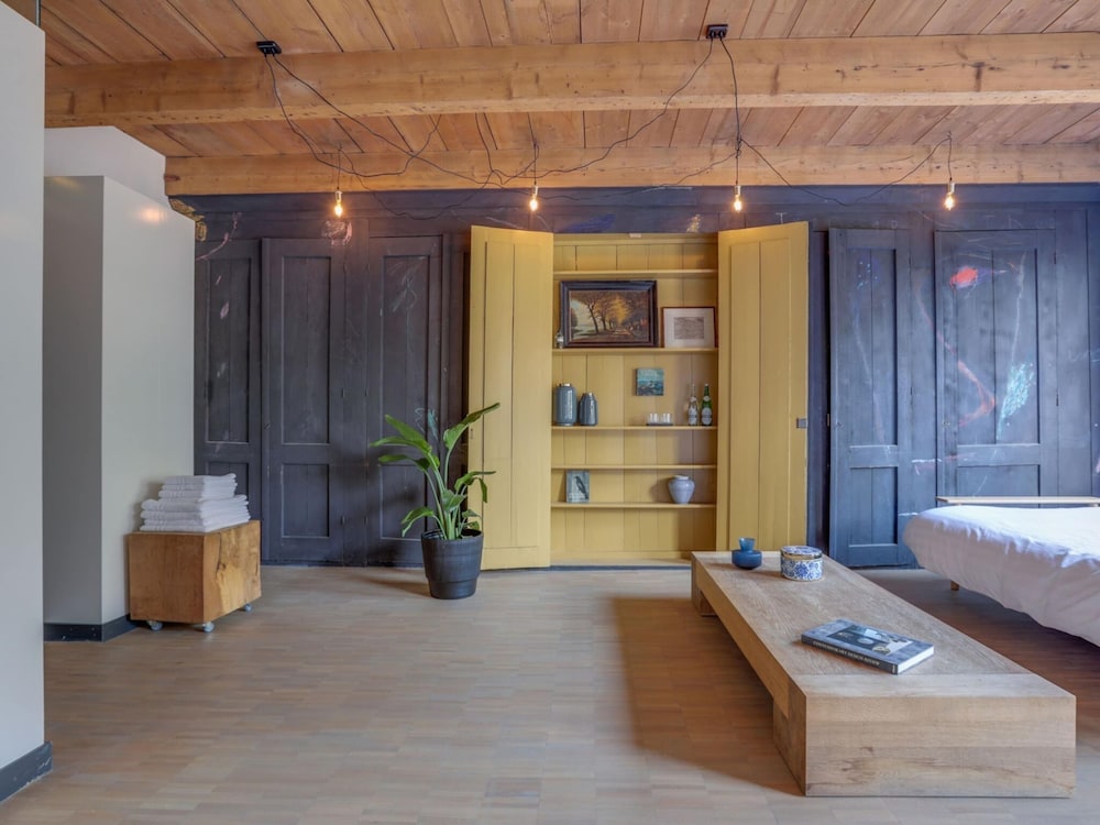 House photo 2