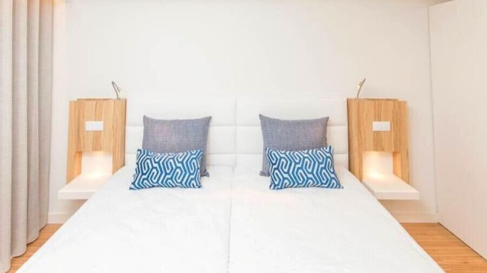 Apartment, 1 Bedroom, Partial Sea View