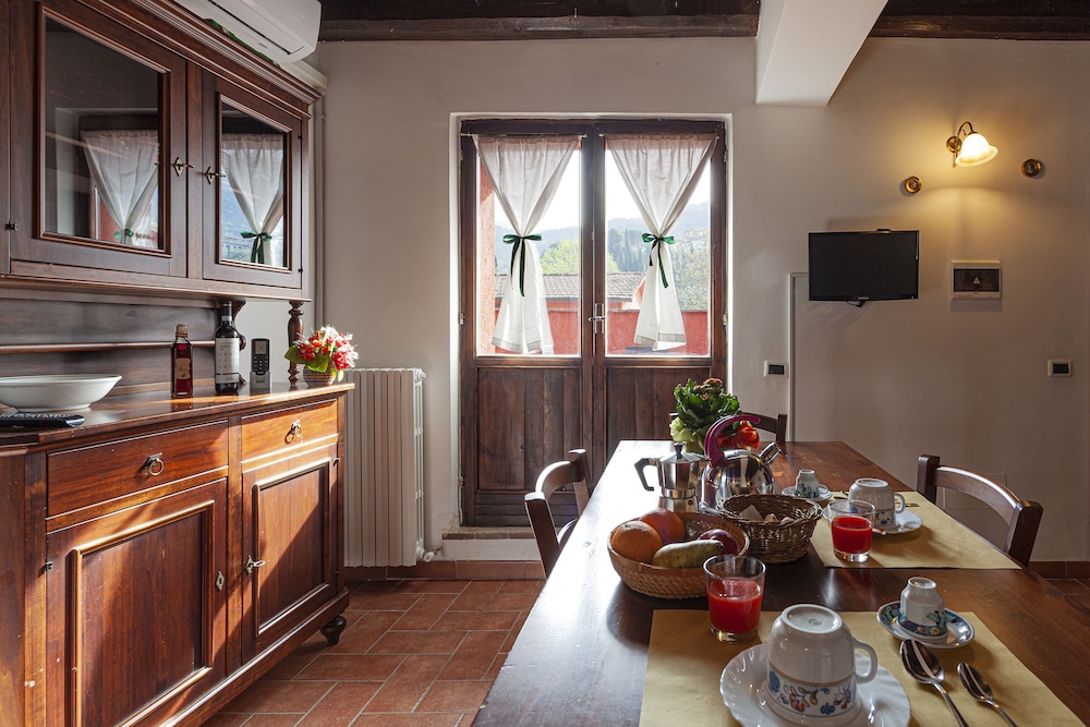 2 Bedroom Apartment with Terrace photo 2