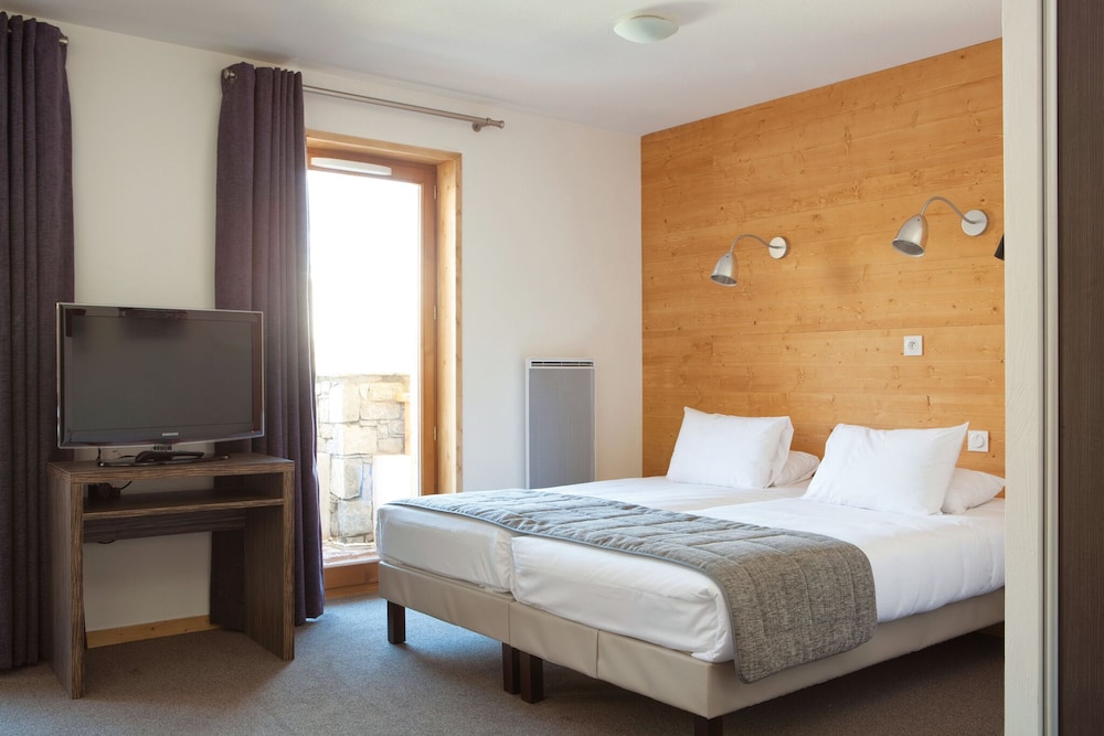 Apartment (2 Rooms 4 Persons) photo 1