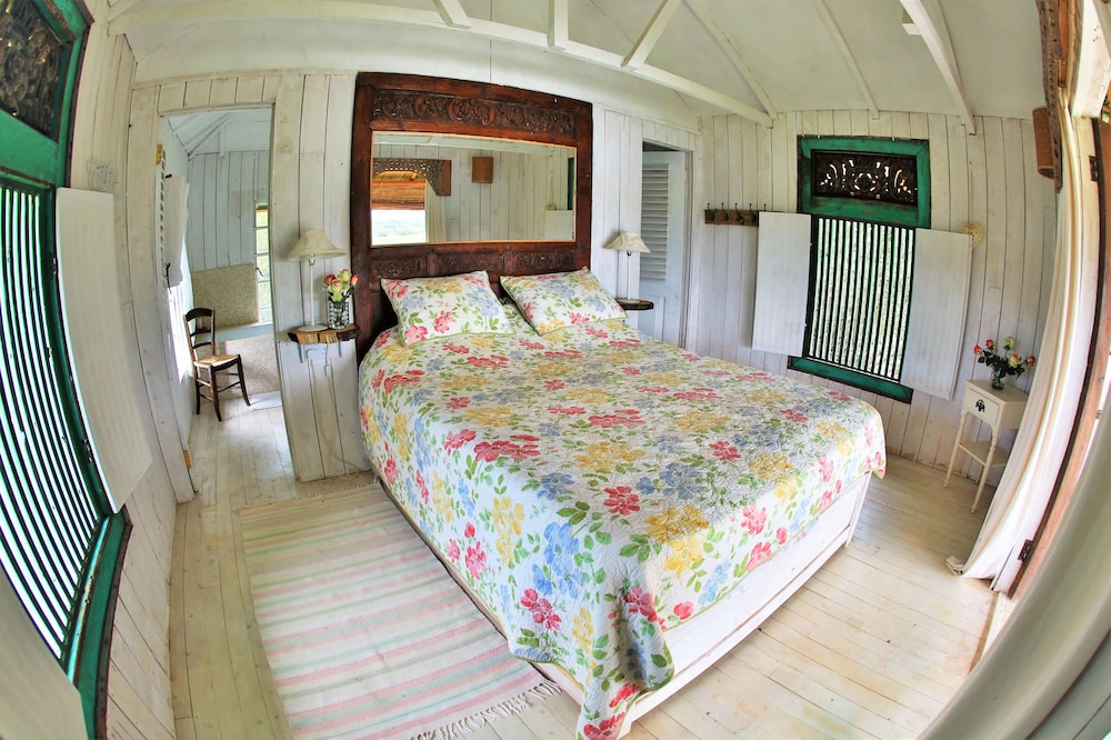 Romantic Cabin photo 3