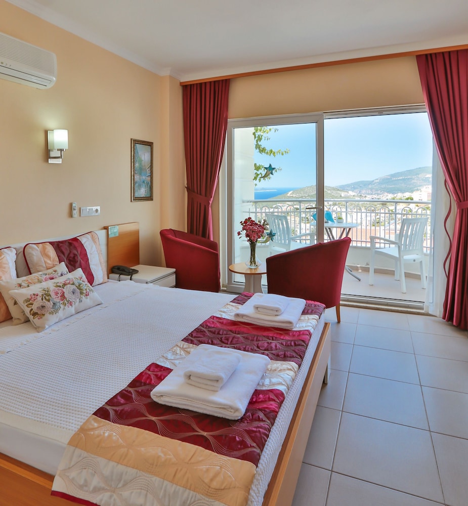 Deluxe Double or Twin Room, Sea View