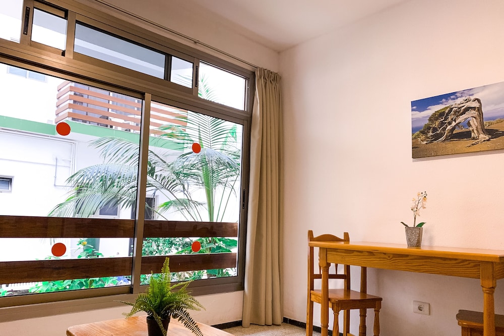 Standard Studio, Garden View, Ground Floor - Photo 1